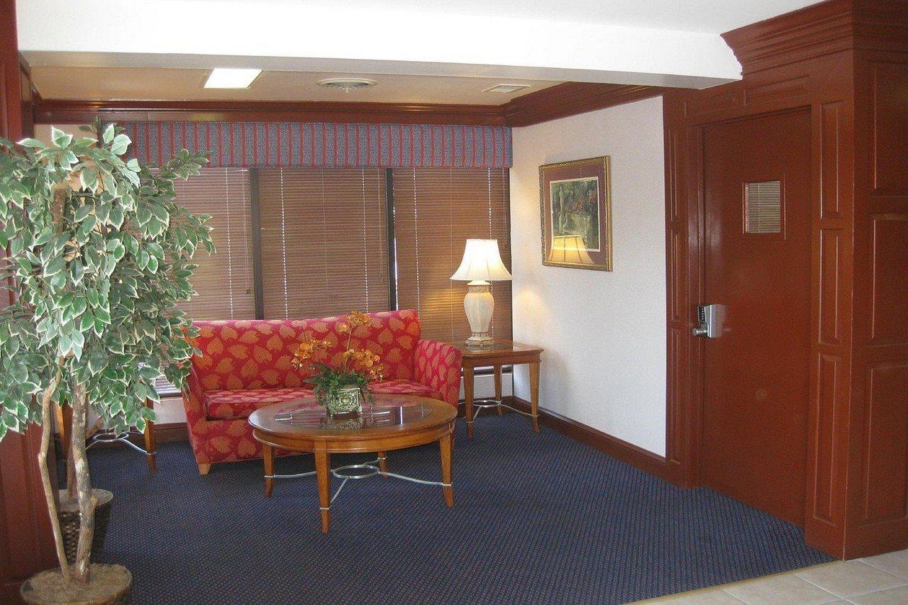 Astoria Hotel Danville North Екстер'єр фото