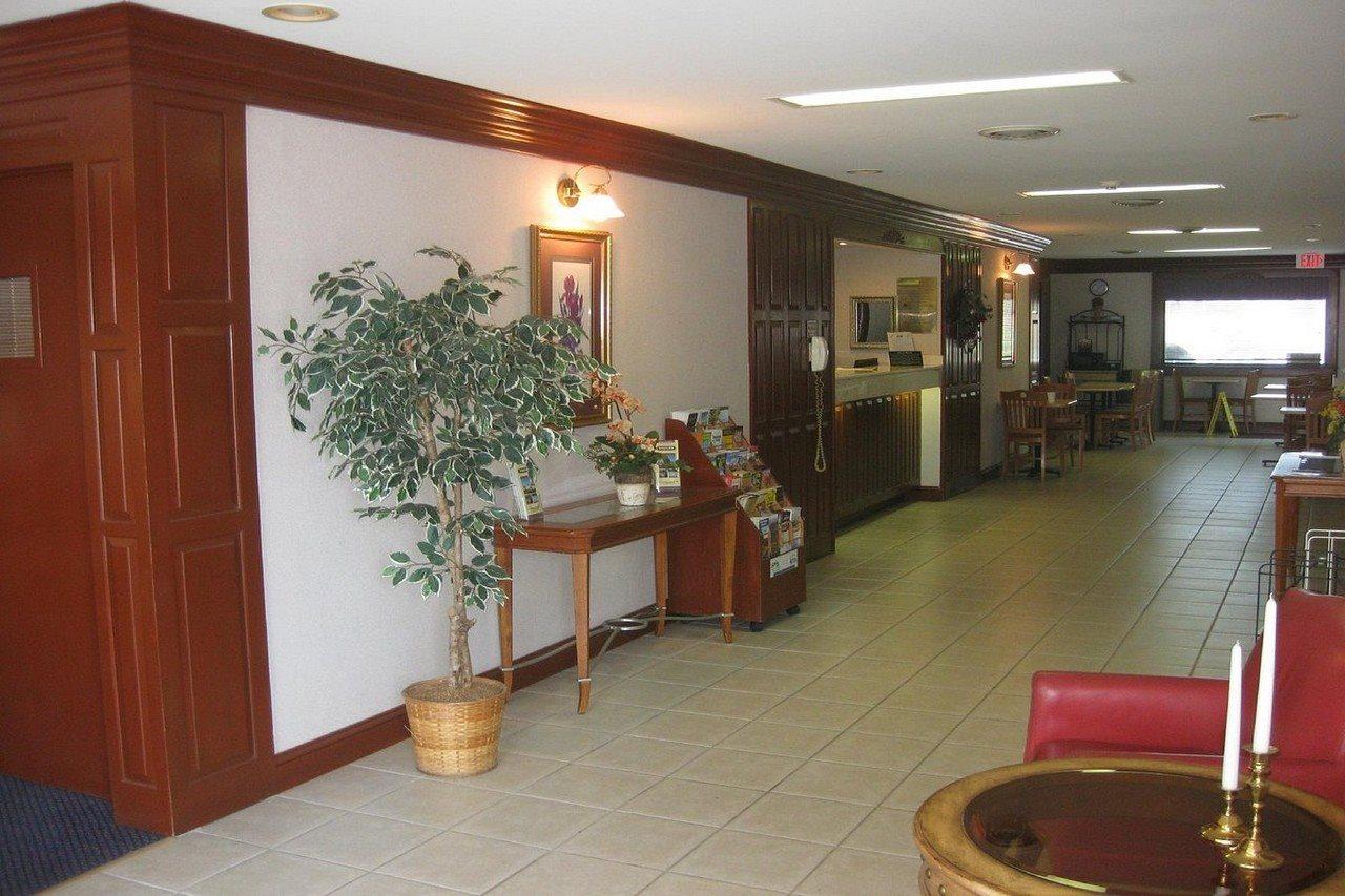 Astoria Hotel Danville North Екстер'єр фото